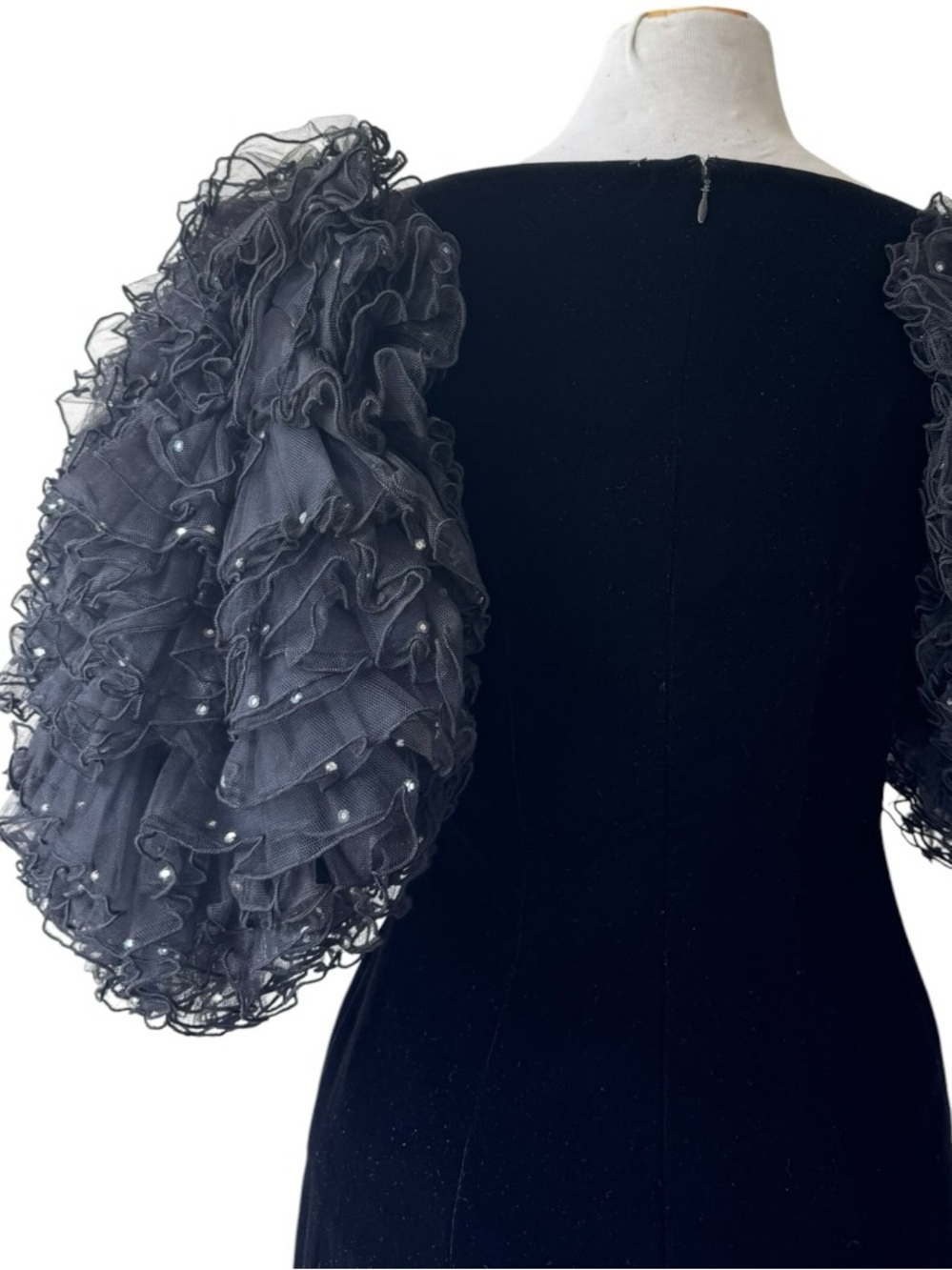 Vtg 80s Oscar de la Renta Black Velvet Gown 8 Rhinestone Voluminous Sleeves NWT - Picture 7 of 12